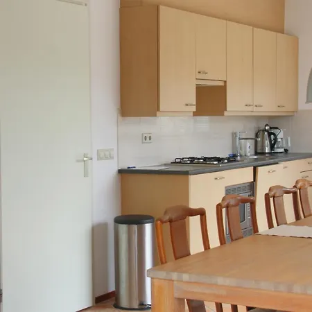 Сasa de vacaciones Kruisweg 4 *